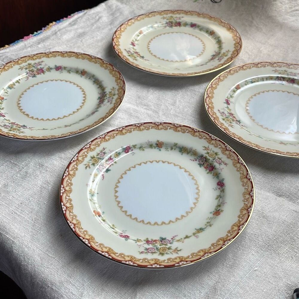 Lot of 4 Noritake China Dimity pattern bread plates.